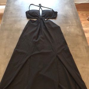 Black V-neck Criss-Cross Maxi